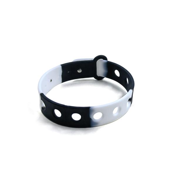 Customized Multi Color Silicone Wristband For Kids With Holes For Charms By Moulding