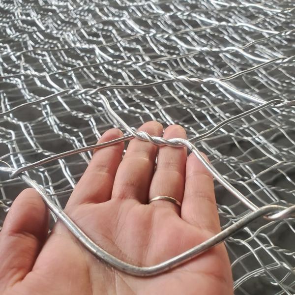 斜面と川岸の保護のための熱浸したガルバン化六角ガビオン網格ケージ