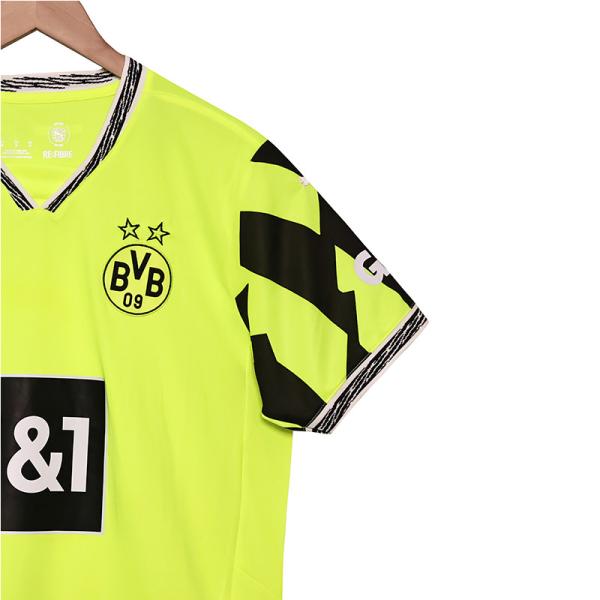 Le maillot de la saison 2025-2026 de Dortmund supporte la personnalisation des équipes