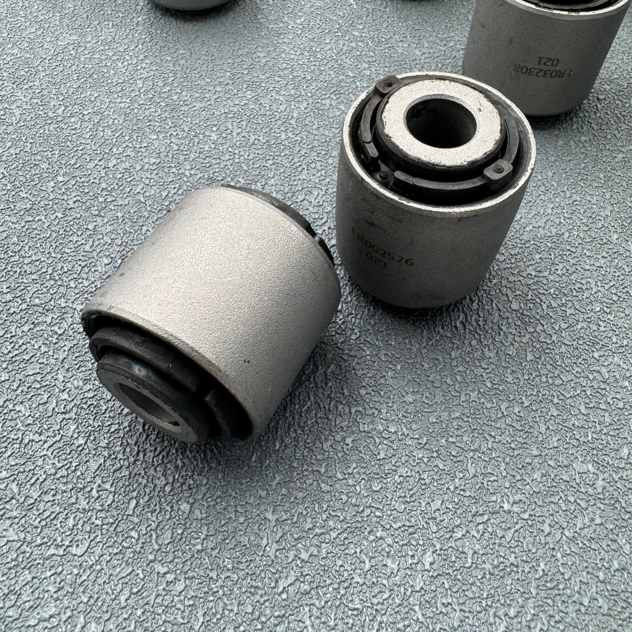 High-quality rear control arm bushing 1K0 505 171 C for Sagitar