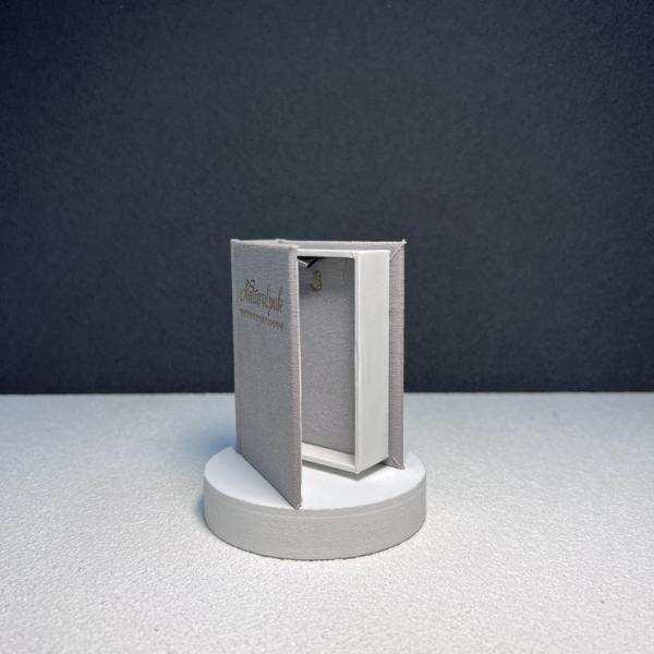 Square Corner Luxury Earring Gift Box Literature Style Foldable Magnetic Gift Box