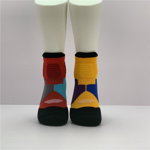 50000 Unisex Cotton Sports Socks Custom Grip Running Socks for Spring Essentials