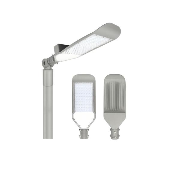 Solar Powered 670*260*110mm 150W Waterproof LED Street Light