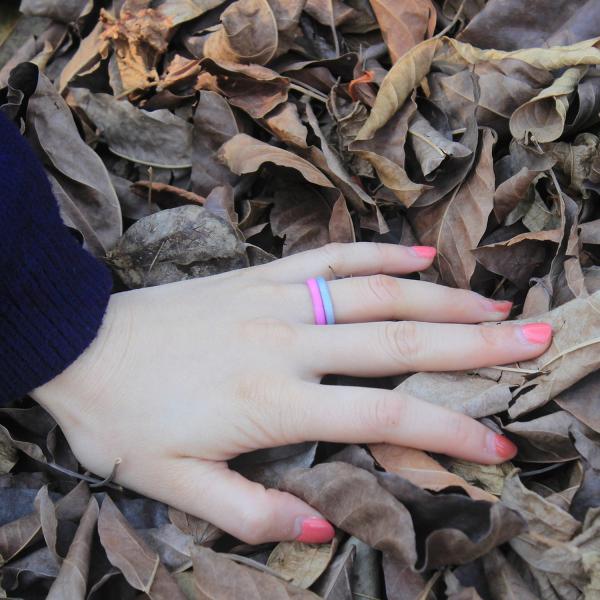 Women's Rubber Silicone Ring Inlay Technology Channel Setting Classic Sparkle Rubber Wedding Band Multi Colors 2.7mm