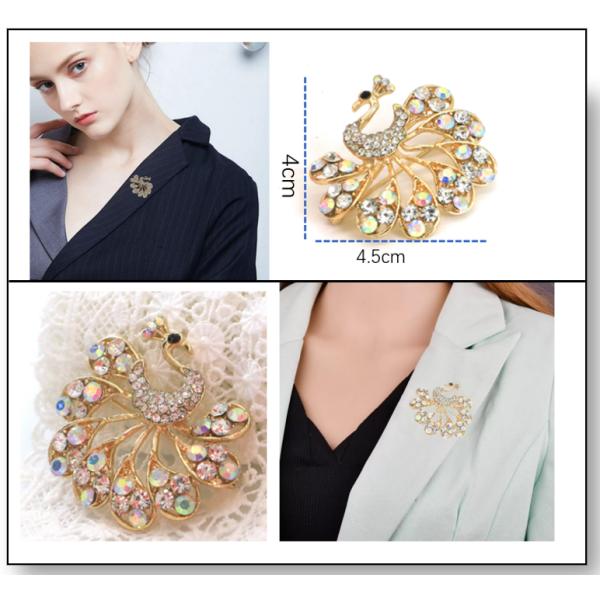 Hollow Out Fashion Brooch Pin Gold Peacock Open Screen Shape OEM