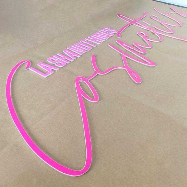 2023 Store Brand Name Cosmetics Shop Decoration Letreros Led Exterior Personalizado Cosmetic Shop Design Sign Board