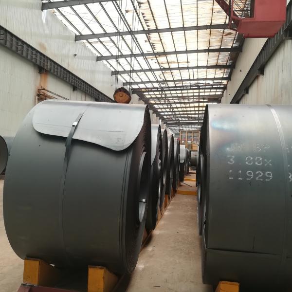 Aço laminado a alta temperatura de S235j2 S235jr na bobina de aço inoxidável laminada a alta temperatura 508mm das bobinas 610mm