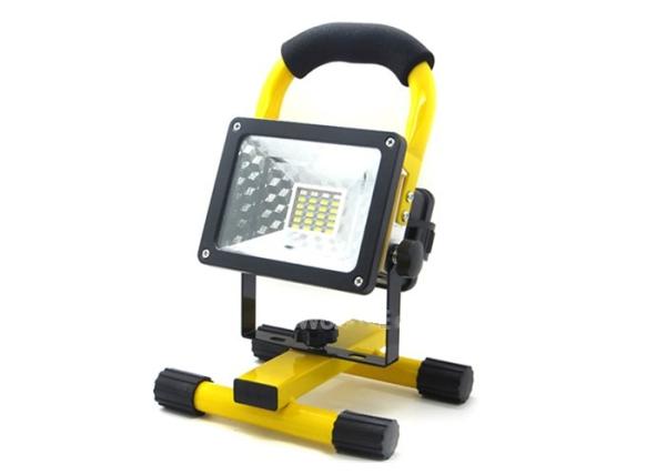 24 LED HandheldRechargeable LED Flood Light 30W 2000 Lm Construction Lamp