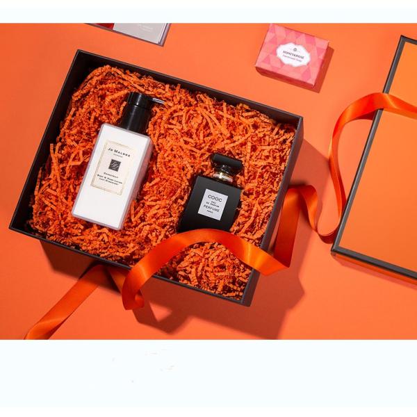 Coated Paper Cardboard Love Heart Boxes Bulk Gift Packaging ODM