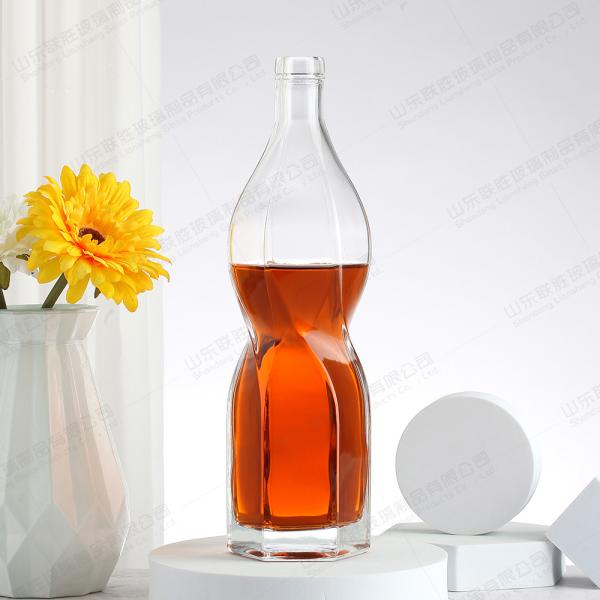 Unique Design Glass Liquor Bottle with Hexagonal Prism Shape and Customized Design