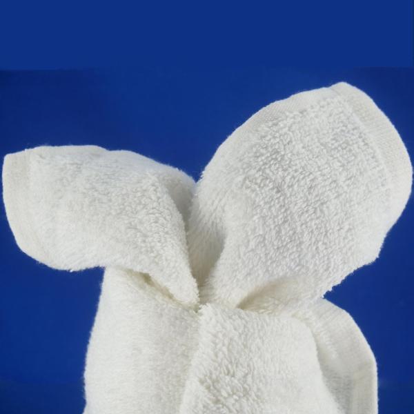 Hot refresh White Disposable gift airline face towels for aircraft