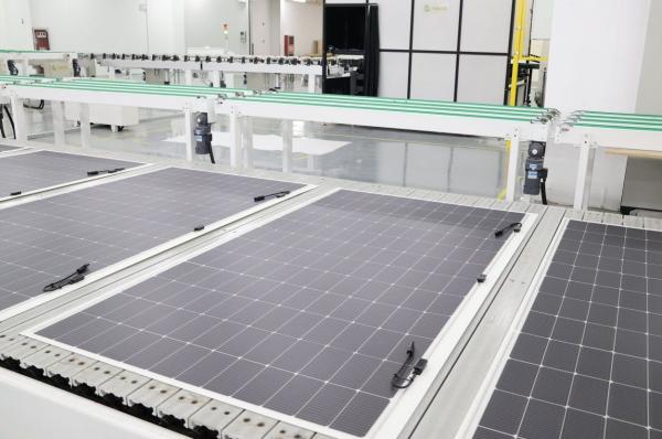 Agricultural Shed Solar Energy Roof Panel With Optimum Operating Current 13.13A