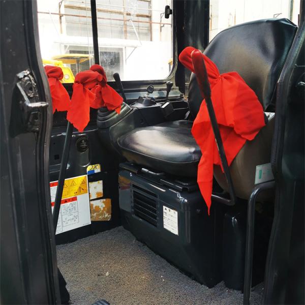 Fabricada en Japón, excavadora Kobelco SK55SR de segunda mano de 5 toneladas con piezas originales.