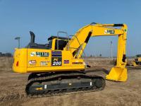 Excavadora Komatsu PC200 Performance avançada e confiabilidade para o seu negócio