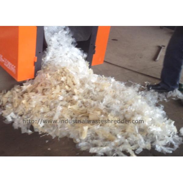 Películas del LDPE PE del HDPE de la cortadora del trapo de las películas plásticas que reciclan fácil de la trituradora actuado