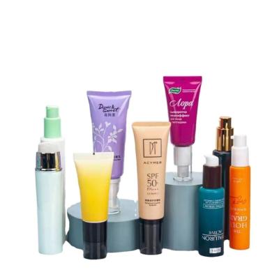 Glossy Or Matte Surface Plastic Cosmetic Tubes Packaging Offset Printing (MC-701)