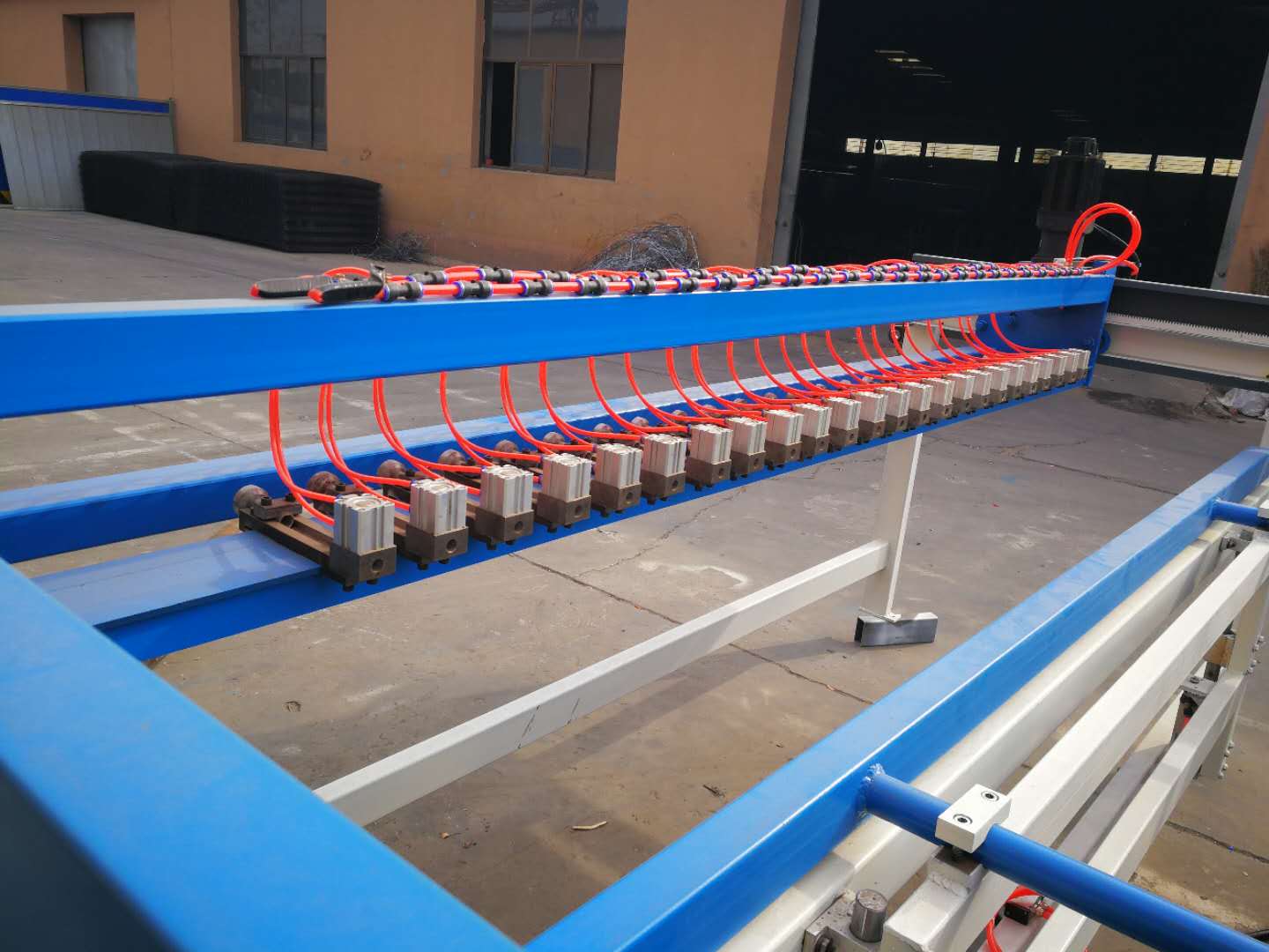 Машина сетки CNC 415V экрана касания 12m усиленная