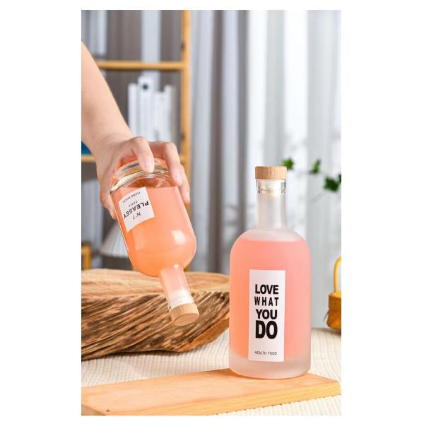 Удобные стеклянные бутылки для экологически чистой упаковки напитков