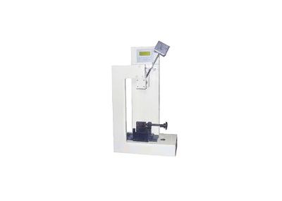 Machine d'essai d'impact de Charpy de matière plastique avec l'affichage numérique