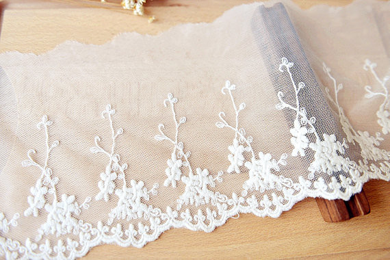 ajuste de nylon floral elástico blanco de la cinta del cordón de la malla del 16CM para la costura del vestido de boda