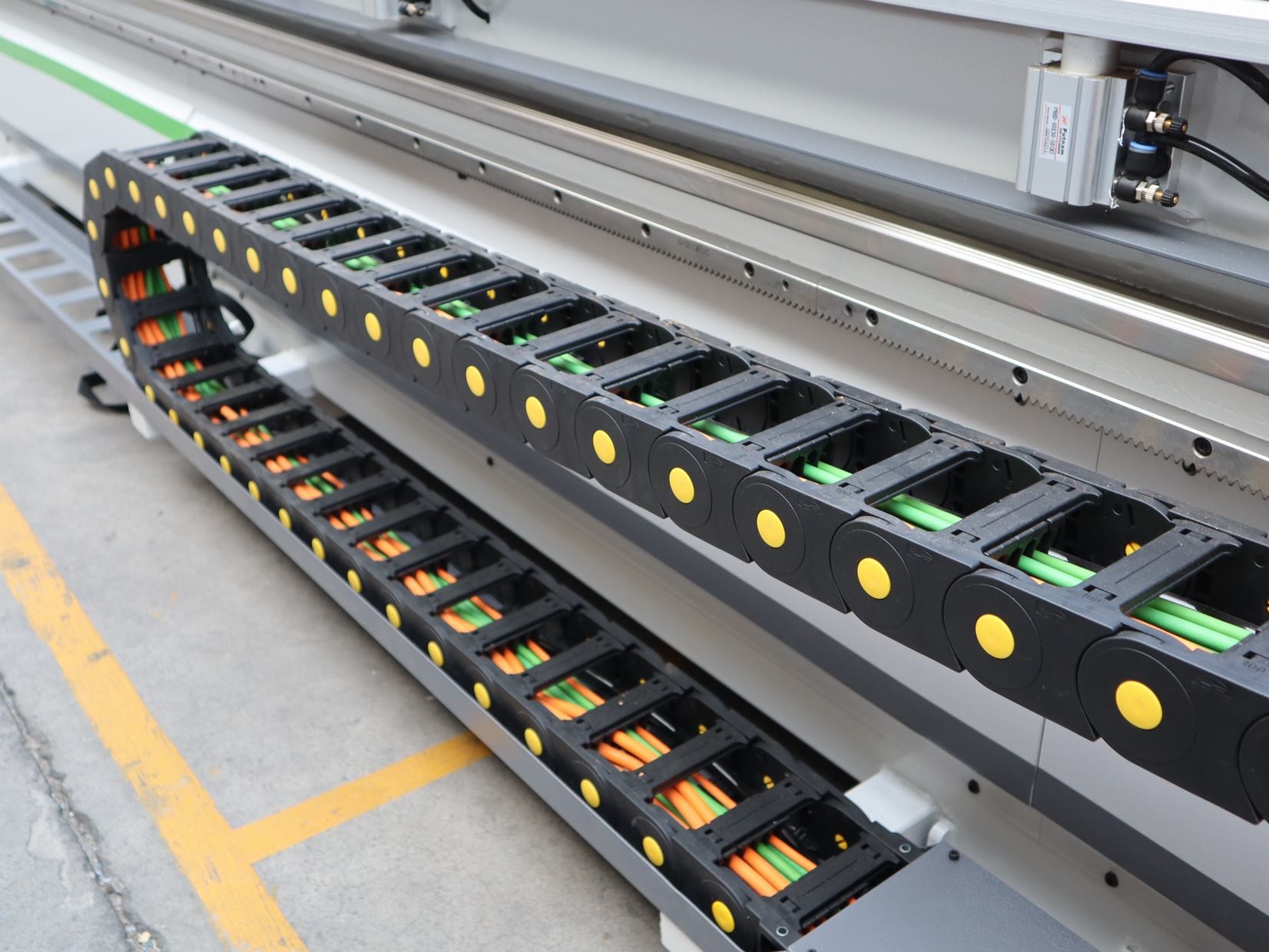 полностью автоматическая древесина Cnc 21kw высекая кухню делать шкафа машины маршрутизатора Cnc машины