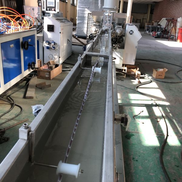 Plastic Imitation Wicker Rattan Line PP PE Rattan Making Machine