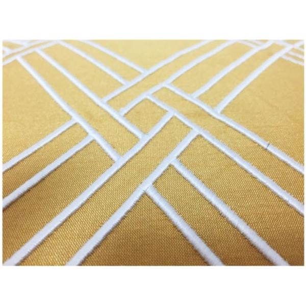 Modern Style Decorative Sofa Pillows , Embroidered Geometric Throw Pillows