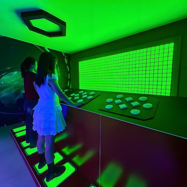 Interactive Push-Button Challenges Featuring Dynamic Construction Tasks Activities