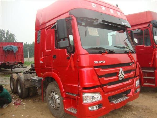 Sinotruk howo 6x4 prime mover LHD or RHD 10 wheels tractor / prime mover truck 371hp