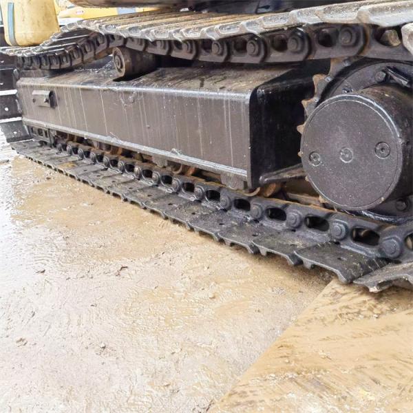 Caterpillar Engine Crawler Chain Made in Japan for Cat 303 Mini Excavator in Shanghai