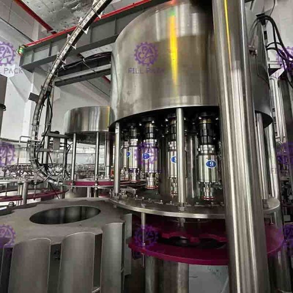Pure Drinking PET Bottle Water 3 In 1 Monoblock Bottling Equipment / Plant / Machine / System / Line