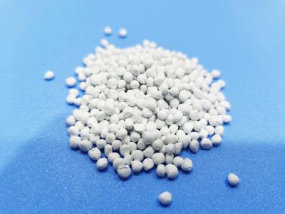 O filme de polietileno plástico branco de Masterbatch da cor reciclou pelotas do Ldpe