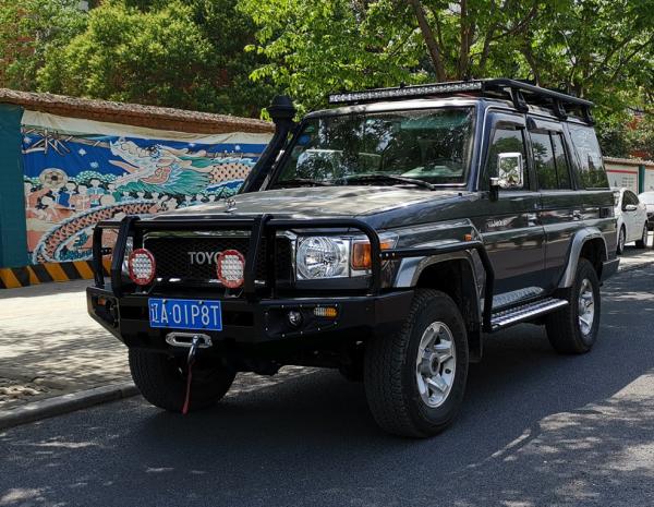 Powder Coated Toyota LC79 Bumper Rear Bumper with Winch Front Bumper and Tire Carrier