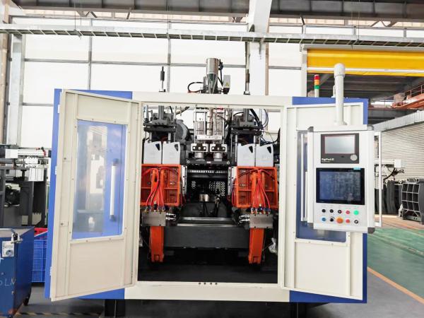 EBM Extrusion Jerry Can Blow Molding Machine 4L Non Transparent HDPE Lubricant Oil Bottle