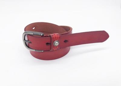 Correia de couro gravada da forma das mulheres com cor vermelha cinzelada da curvatura