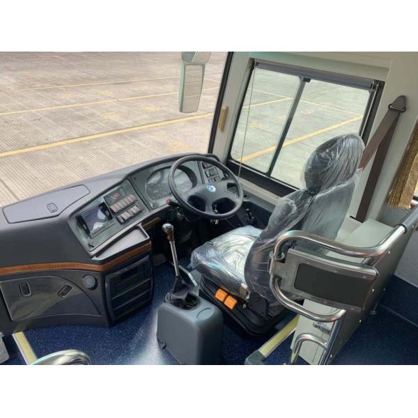 47 Seater Luxury Diesel Travel Coach Bus with High Engine Capacity and Comfortable Seats