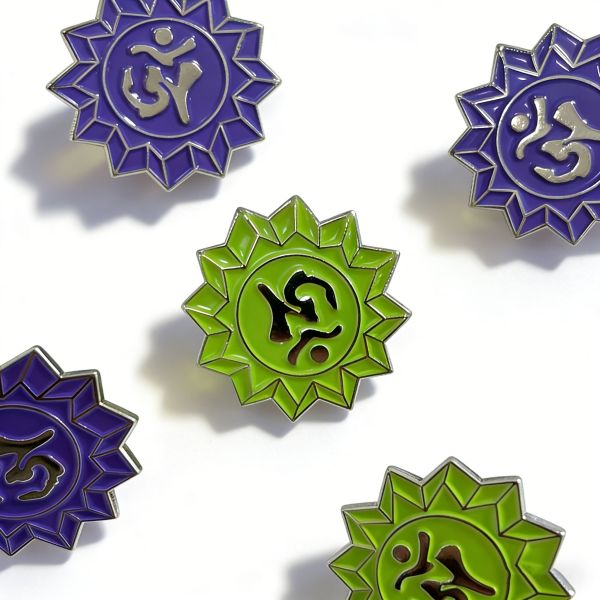 Sparkly enamel pins with soft or hard finish, UV print, and adorable cartoon design are yours to create.