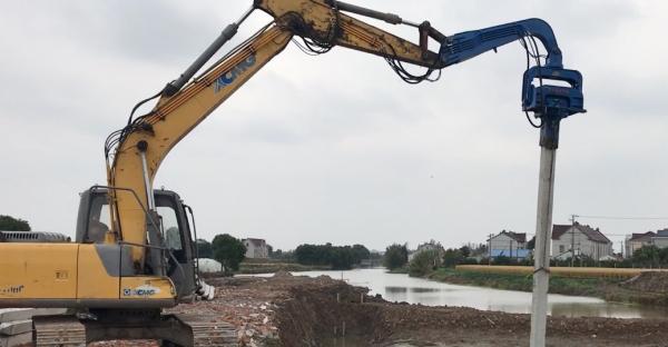 Motorista de pilha vibratório For Excavator da alta velocidade 8m