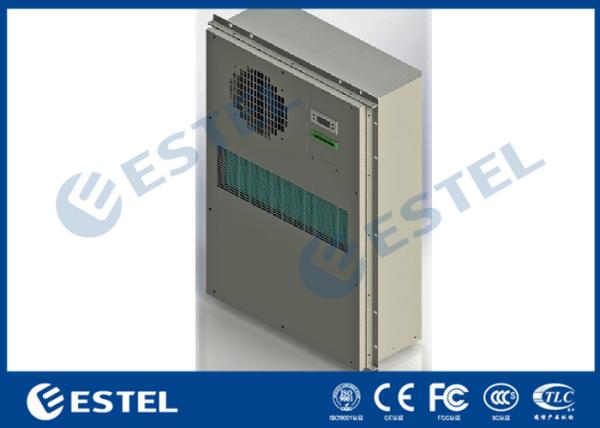 Líquido refrigerante exterior de poupança de energia de Embeded 48VDC R134A do condicionador de ar do armário
