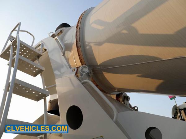 ISUZU GIGA 6X4 420hp 8CBM Mobile Cement Concrete Mixer Truck