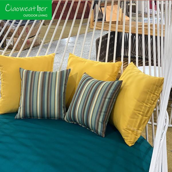 Modern Design Style Outdoor Furniture Waterproof Sunbed with Gazebo Lounge Chaise Daybed and Aluminum Frame