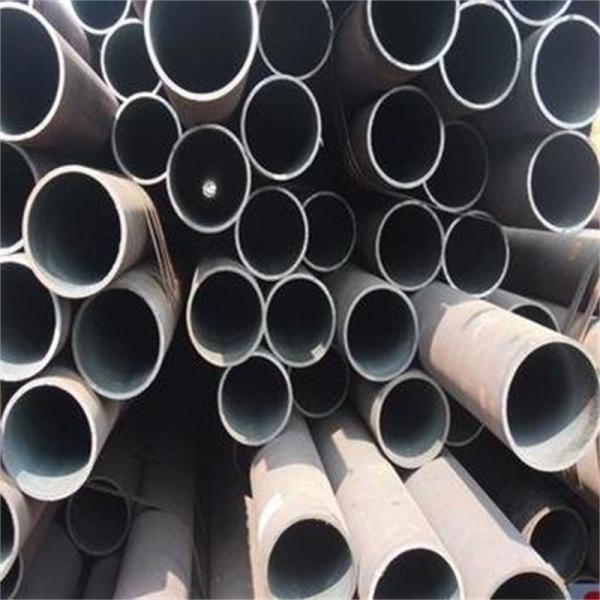 Hot Rolled Carbon Steel Seamless Steel Pipe For Fluid Transportation