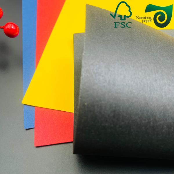 300 grammes 350 grammes 65 90 cm Papier kraft noir non revêtu Pour boîte cadeau Papier kraft lavable