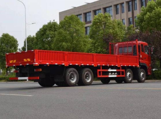 Подержанный легкий грузовик Foton 4x2 5T Подержанные грузовики