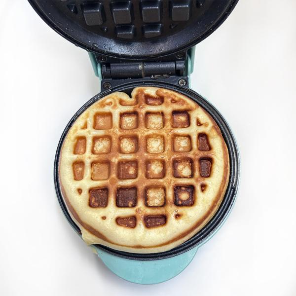 Home Kitchen Appliance Electric Personal Snack Maker breakfast Mini Waffle Maker