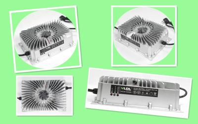 IP65 60V 20A On - Board Intelligent Battery Charger Automatic With Robust Aluminum Housing