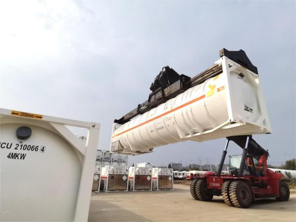 CIMC Latest Process High-Strength Steel Three-Axle Oil Tanker Semi-Trailer New Condition Pressure Vessei Tank