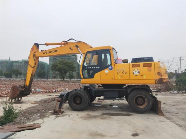                  Used Hyundai Medium Wheel Excavator R200W, Secondhand 20 Ton Korean Mobile Excavator R200 R220 Hot Sale             