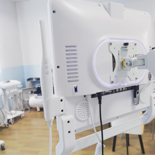 Высокопиксельная стоматологическая камера с 1 или 4 экранами