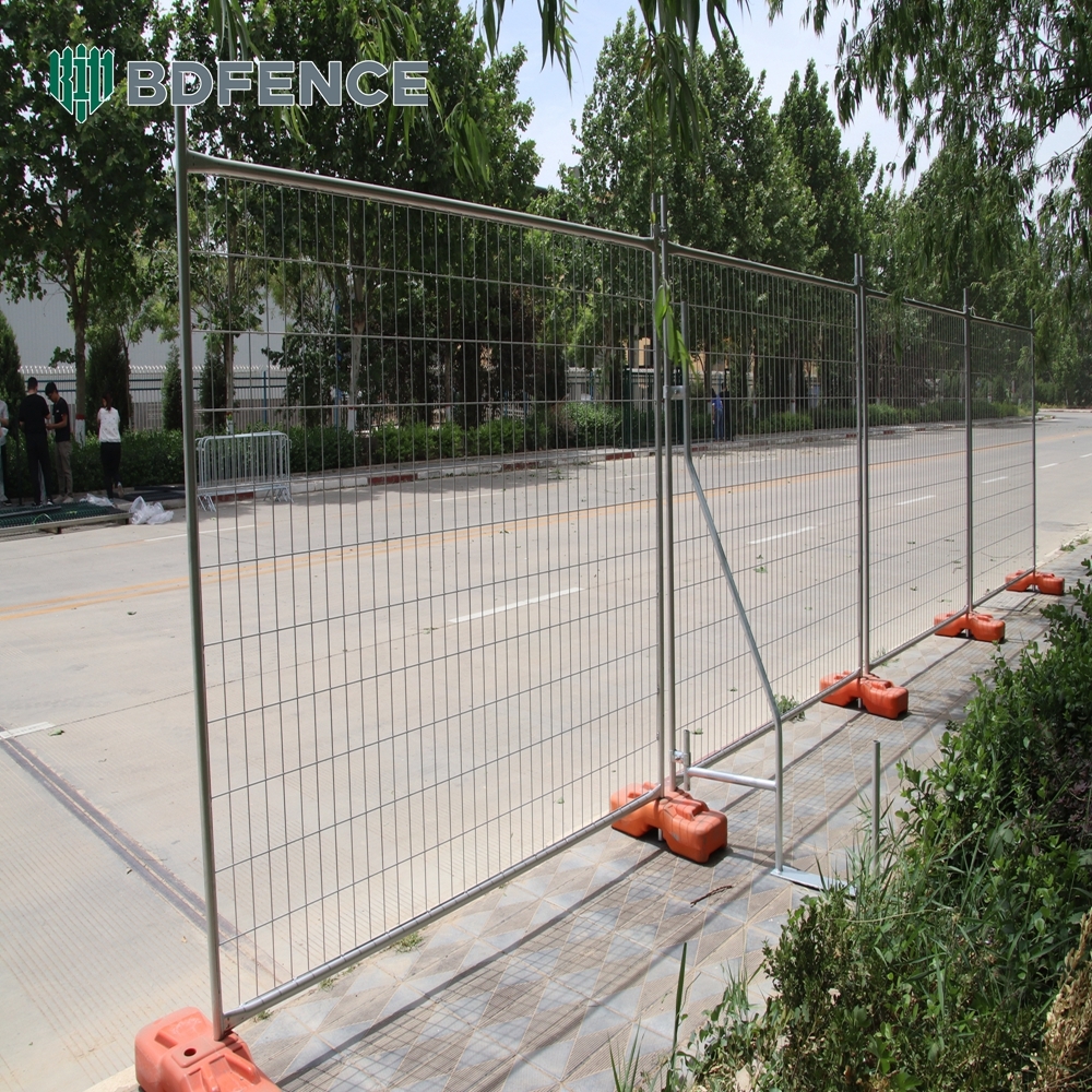 Weather‑All‑Season Temp Construction Fence For Year‑Round Building Jobs